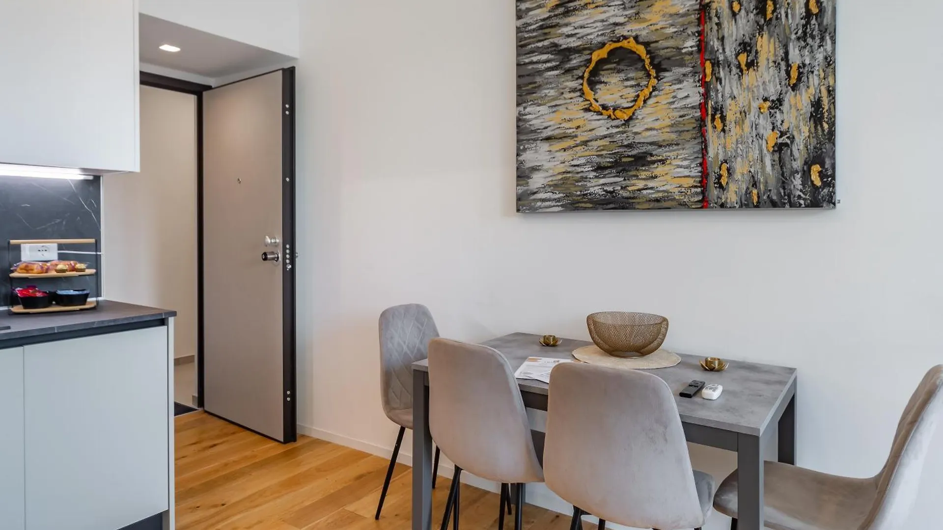 Moscova Luxury Home Милан Италия